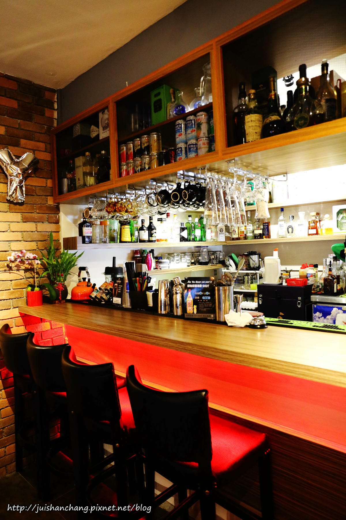 【食║台北】45區公寓〜跨國界創意料理。生日最大，壽星來吃最划算！