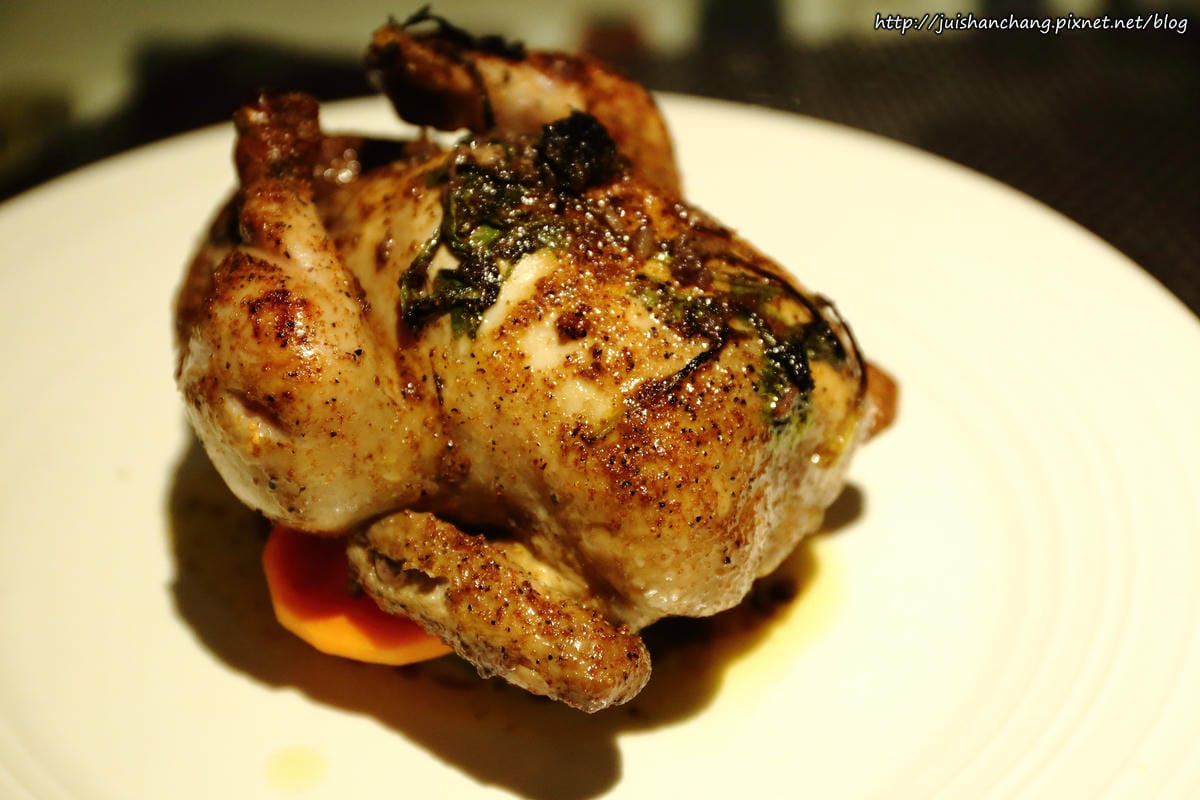 【食║台北】45區公寓〜跨國界創意料理。生日最大，壽星來吃最划算！