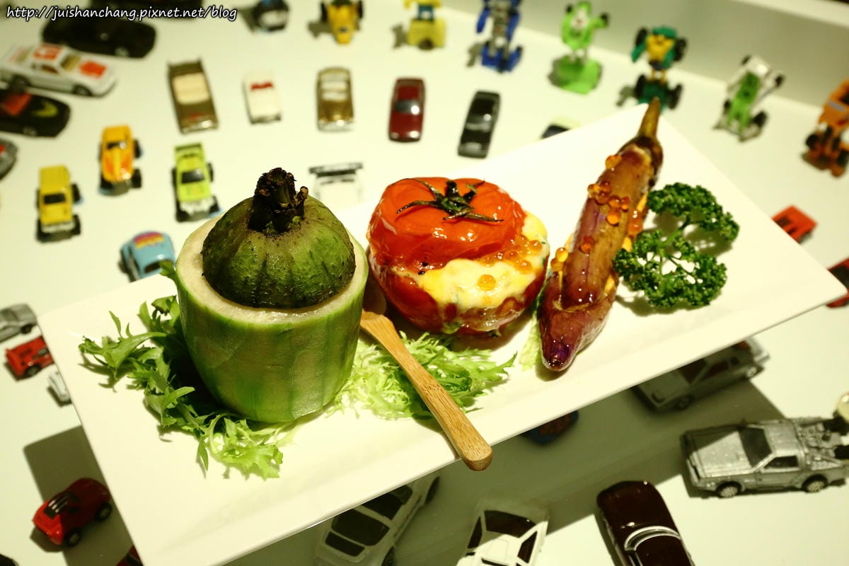 【食║台北】45區公寓〜跨國界創意料理。生日最大，壽星來吃最划算！