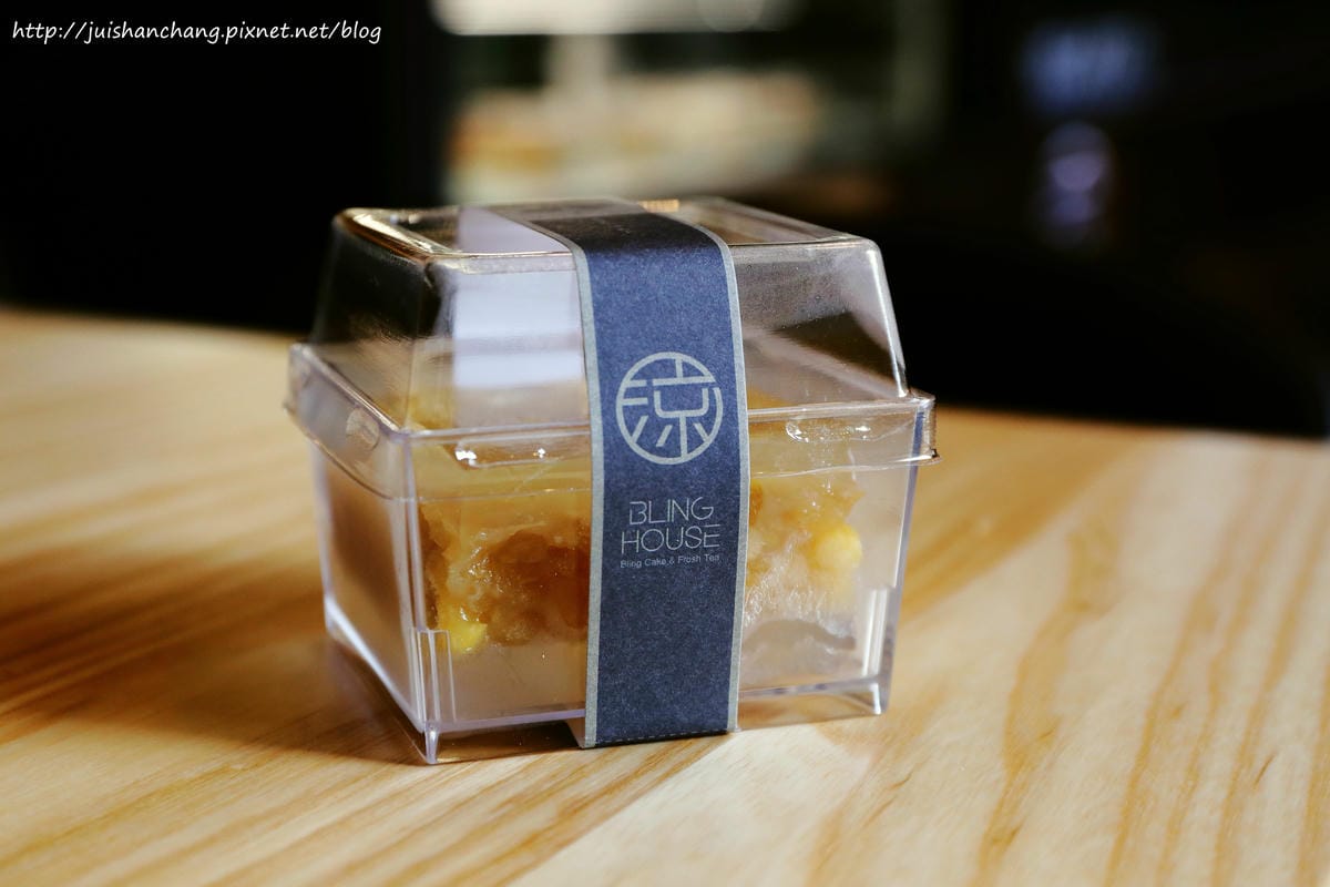 【食║台北】涼食帖BLING HOUSE〜夏日消暑呷這味。台灣第一家涼菓子咖啡館，冰涼Q軟讓人愛不釋“口”！