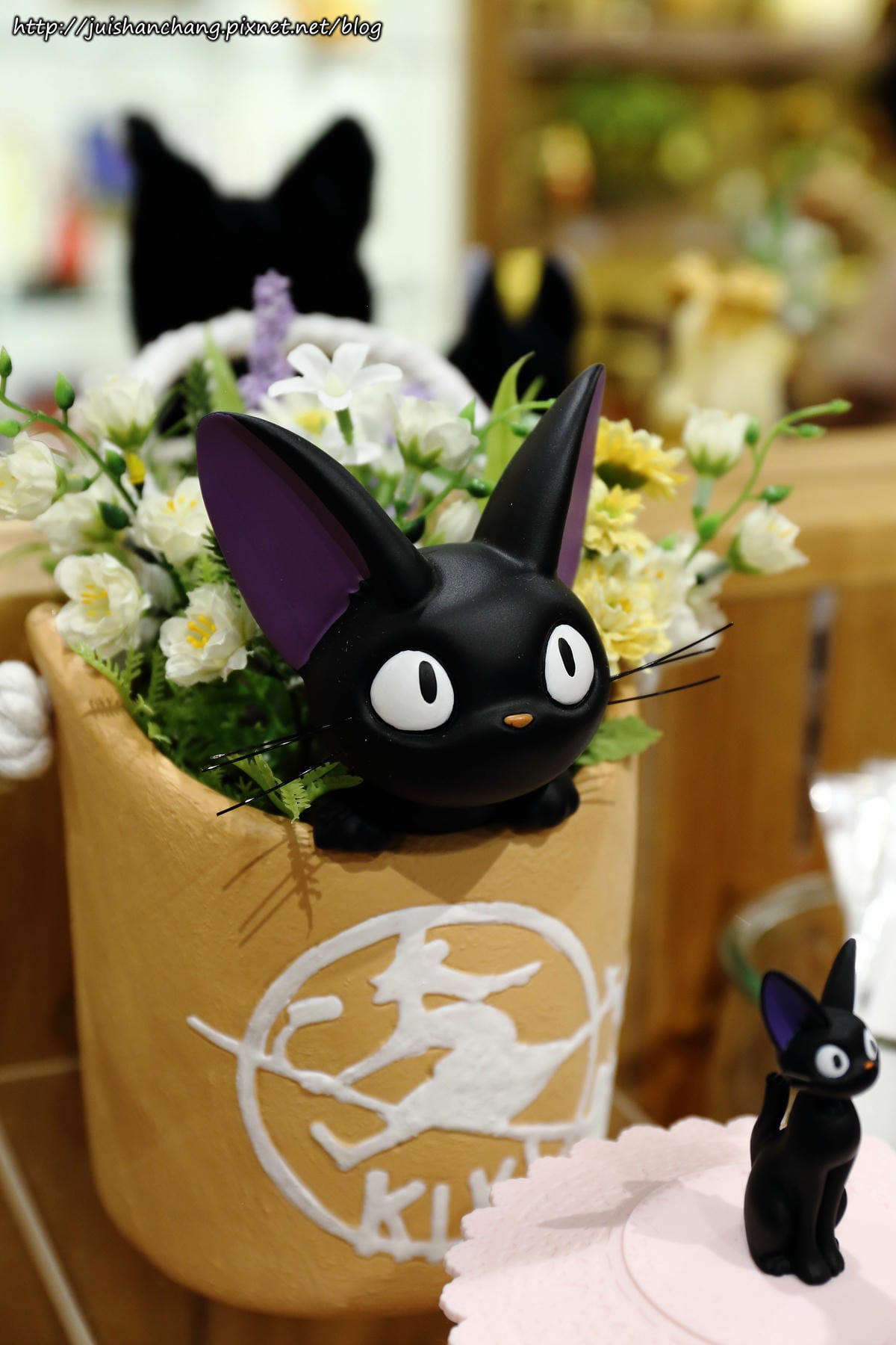 【購物║台北】橡子共和國〜龍貓來了！信義區ATT4Fun全新開幕。（歡迎分享，文末留言可抽獎獲得貓巴士手指玩偶，中獎名單公布）　