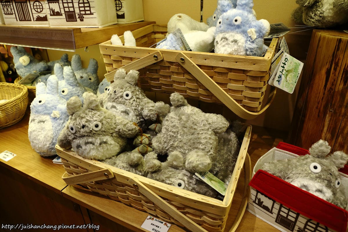 【購物║台北】橡子共和國〜龍貓來了！信義區ATT4Fun全新開幕。（歡迎分享，文末留言可抽獎獲得貓巴士手指玩偶，中獎名單公布）　