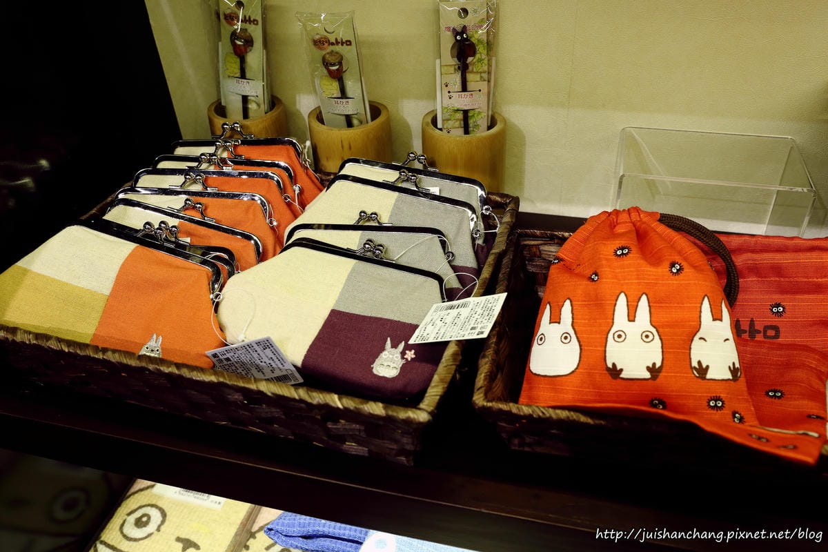 【購物║台北】橡子共和國〜龍貓來了！信義區ATT4Fun全新開幕。（歡迎分享，文末留言可抽獎獲得貓巴士手指玩偶，中獎名單公布）　