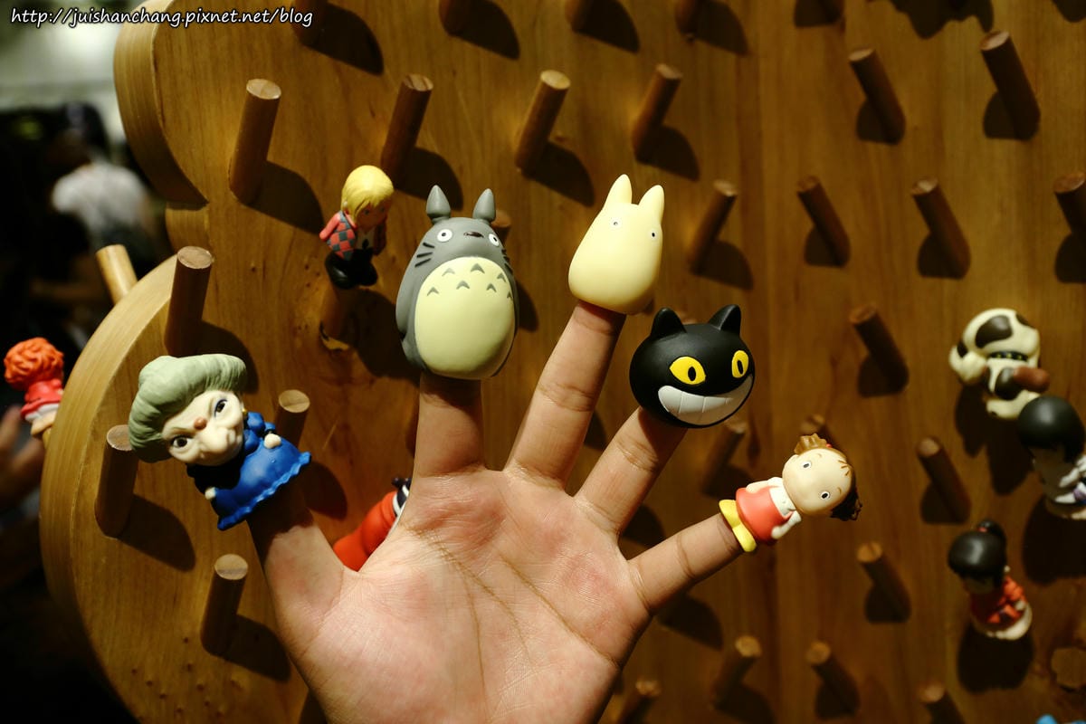 【購物║台北】橡子共和國〜龍貓來了！信義區ATT4Fun全新開幕。（歡迎分享，文末留言可抽獎獲得貓巴士手指玩偶，中獎名單公布）　