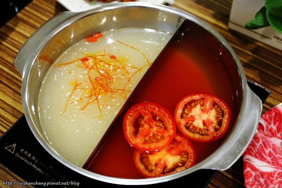 【食║台北】HELLO KITTY Shabu-Shabu 凱蒂貓主題日式涮涮鍋〜全球第一間！可愛指數破表！（7/7開始試營運囉！）