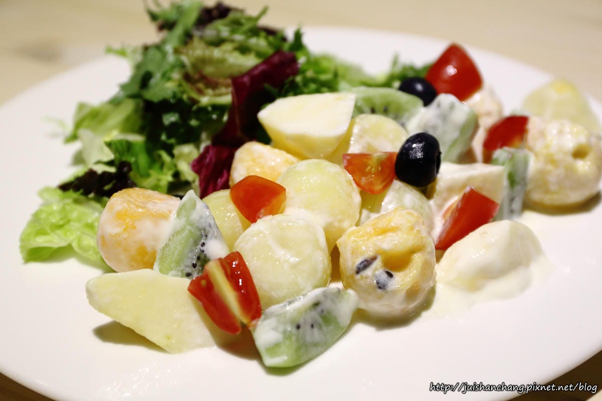 【食║台北】Sunny Kitchen歐式餐廳〜吃的到用心的好滋味，用料實在的聚餐約會首選！