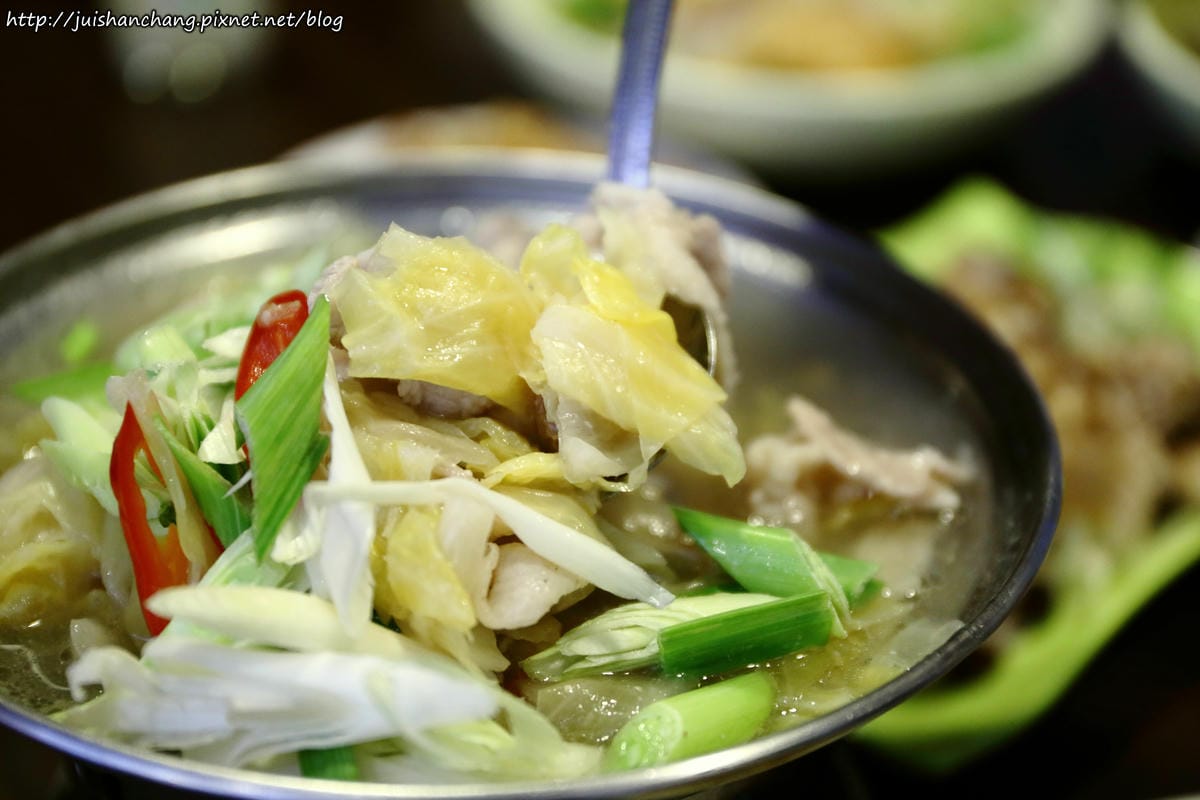 【食║新北中永和】88平價海鮮百元熱炒〜聚餐好所在，海鮮熱炒一網打盡。不用飄洋過海就能品嘗澎湖道地海鮮料理(已歇業)