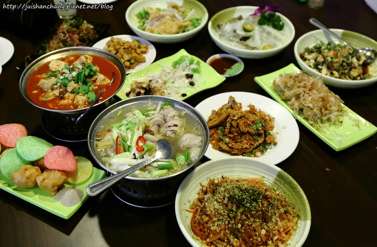【食║新北中永和】88平價海鮮百元熱炒〜聚餐好所在，海鮮熱炒一網打盡。不用飄洋過海就能品嘗澎湖道地海鮮料理(已歇業)