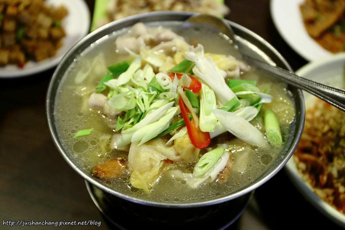 【食║新北中永和】88平價海鮮百元熱炒〜聚餐好所在，海鮮熱炒一網打盡。不用飄洋過海就能品嘗澎湖道地海鮮料理(已歇業)