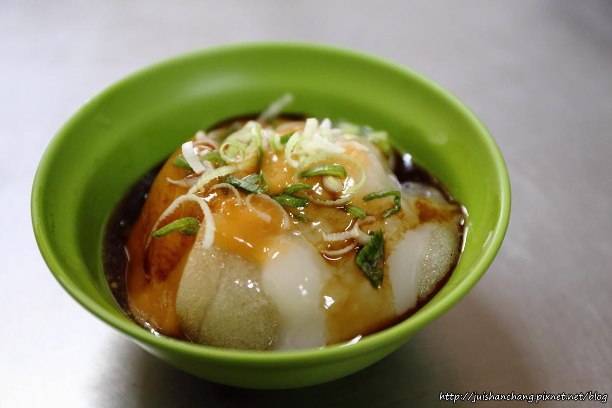 【食║台中沙鹿】沙鹿在地狼帶頭早餐特集〜阿水飯糰、邵氏飯糰、鹿寮大腸麵線、沙鹿肉圓福，沙鹿人氣早餐登場！