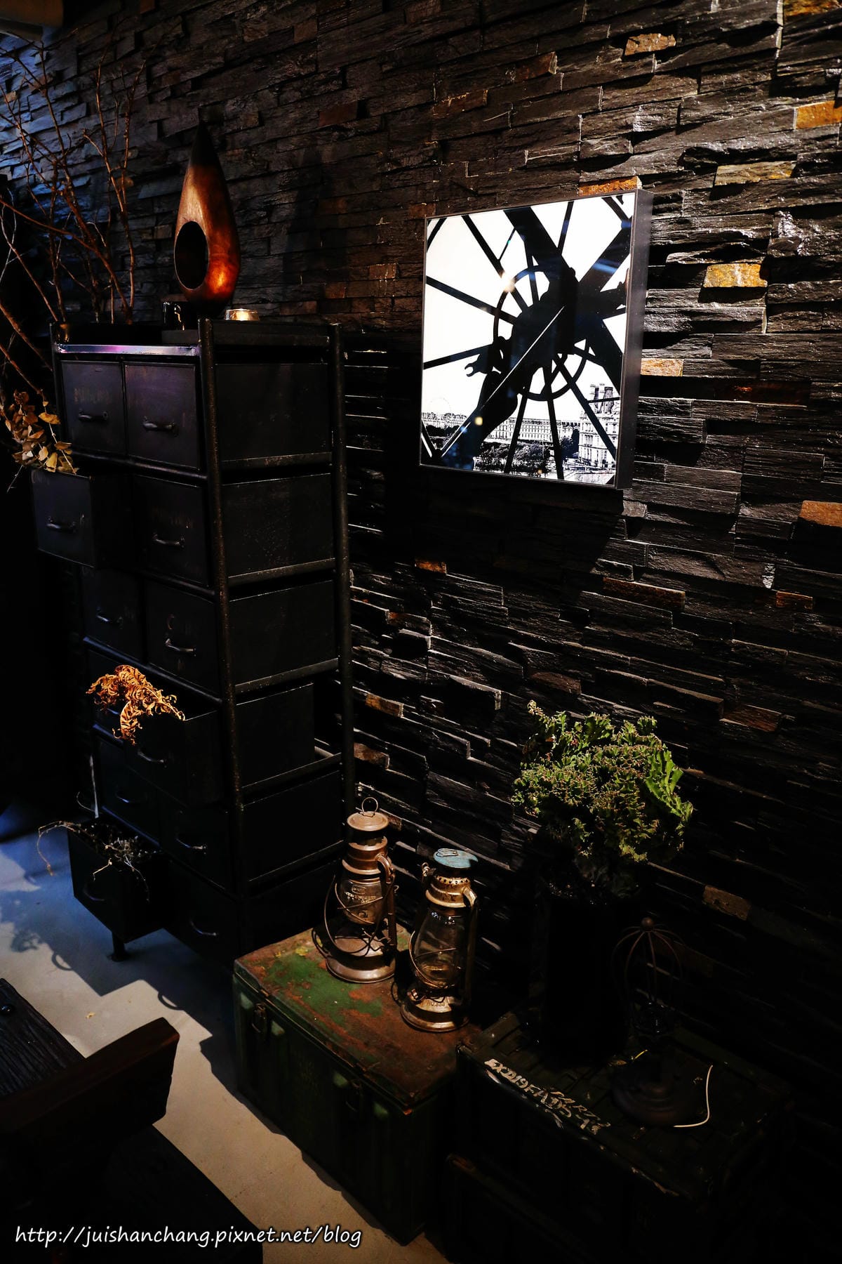 【食║台北】Villa.like Bistro 悅禾莊園義法餐酒館〜東區美食x小酌x時尚。帥氣專業的Bartender，為您調製專屬的酒！