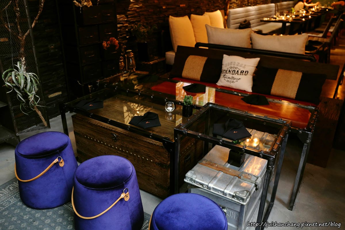 【食║台北】Villa.like Bistro 悅禾莊園義法餐酒館〜東區美食x小酌x時尚。帥氣專業的Bartender，為您調製專屬的酒！