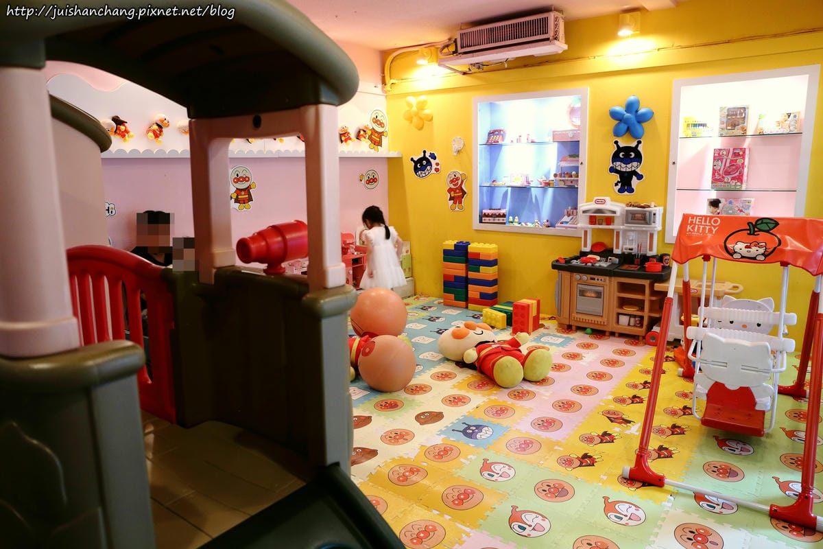 【食║新北中永和】伊莎貝拉風情館〜浪漫異國風情。約會餐廳、親子餐廳推薦（已歇業）