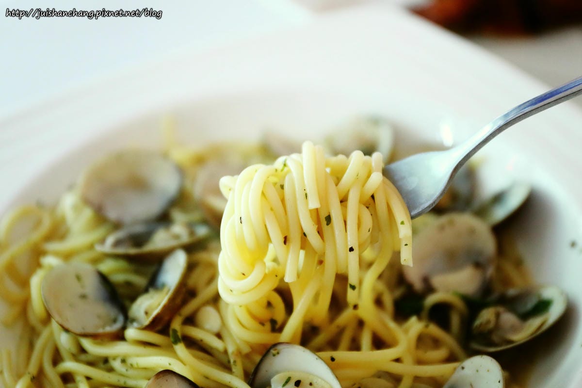 【食║新北中永和】伊莎貝拉風情館〜浪漫異國風情。約會餐廳、親子餐廳推薦（已歇業）