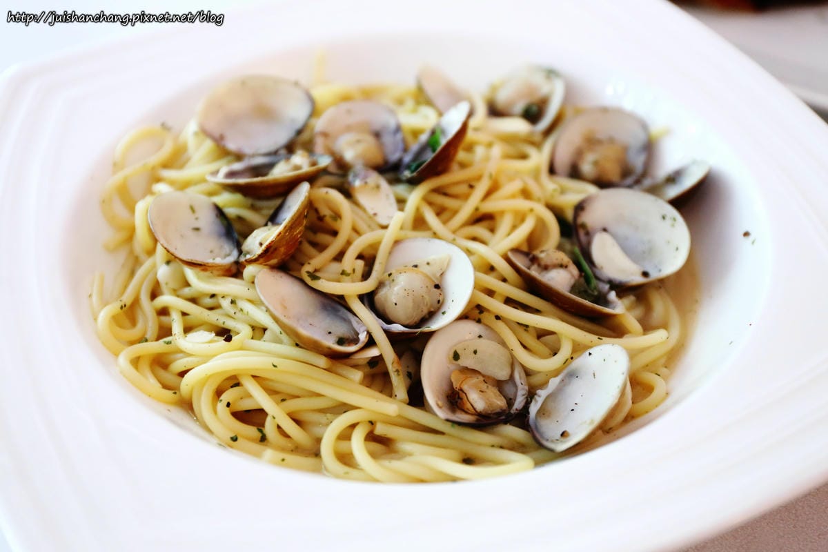 【食║新北中永和】伊莎貝拉風情館〜浪漫異國風情。約會餐廳、親子餐廳推薦（已歇業）