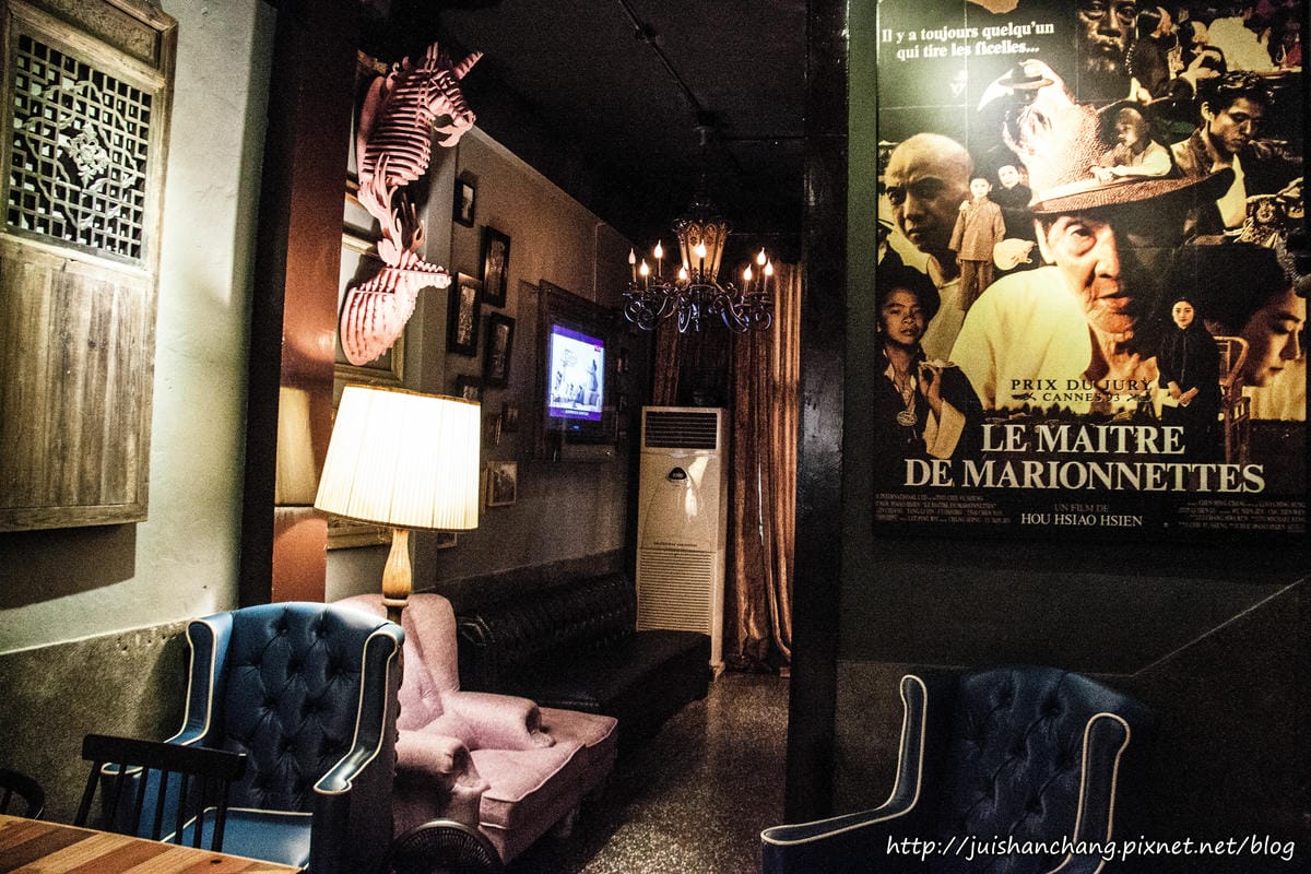 【食║台北】57食堂酒場-餐酒館Bistro～引領遼寧街夜市新風潮。喝杯小酒配上一些下酒菜，不用花大錢也能吃得到！