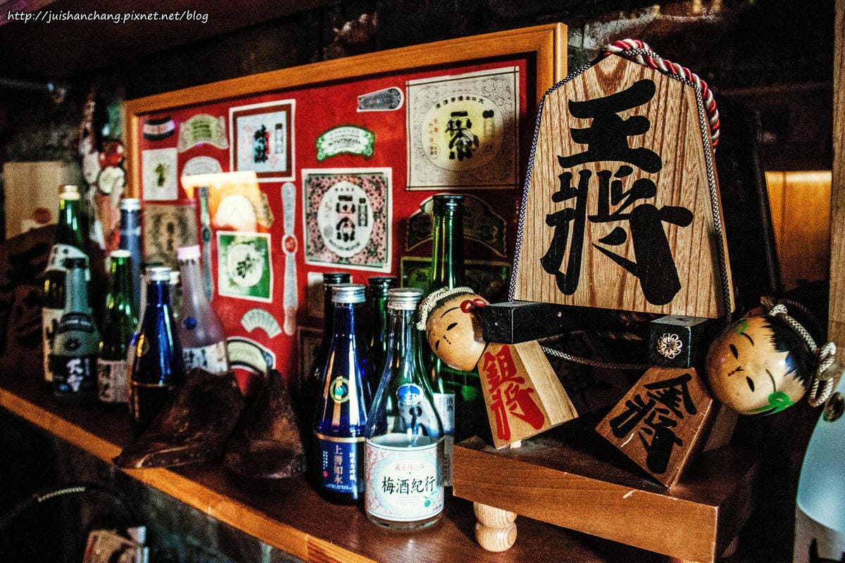 【食║台北】57食堂酒場-餐酒館Bistro～引領遼寧街夜市新風潮。喝杯小酒配上一些下酒菜，不用花大錢也能吃得到！