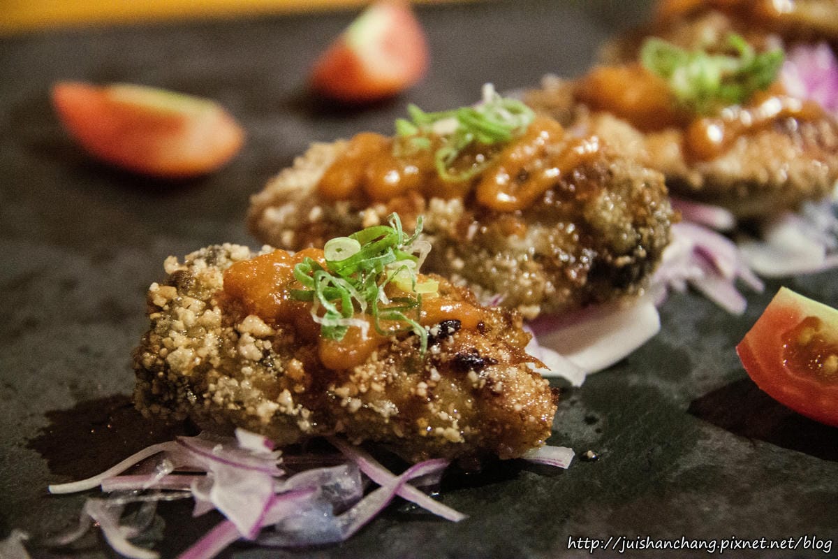 【食║台北】57食堂酒場-餐酒館Bistro～引領遼寧街夜市新風潮。喝杯小酒配上一些下酒菜，不用花大錢也能吃得到！