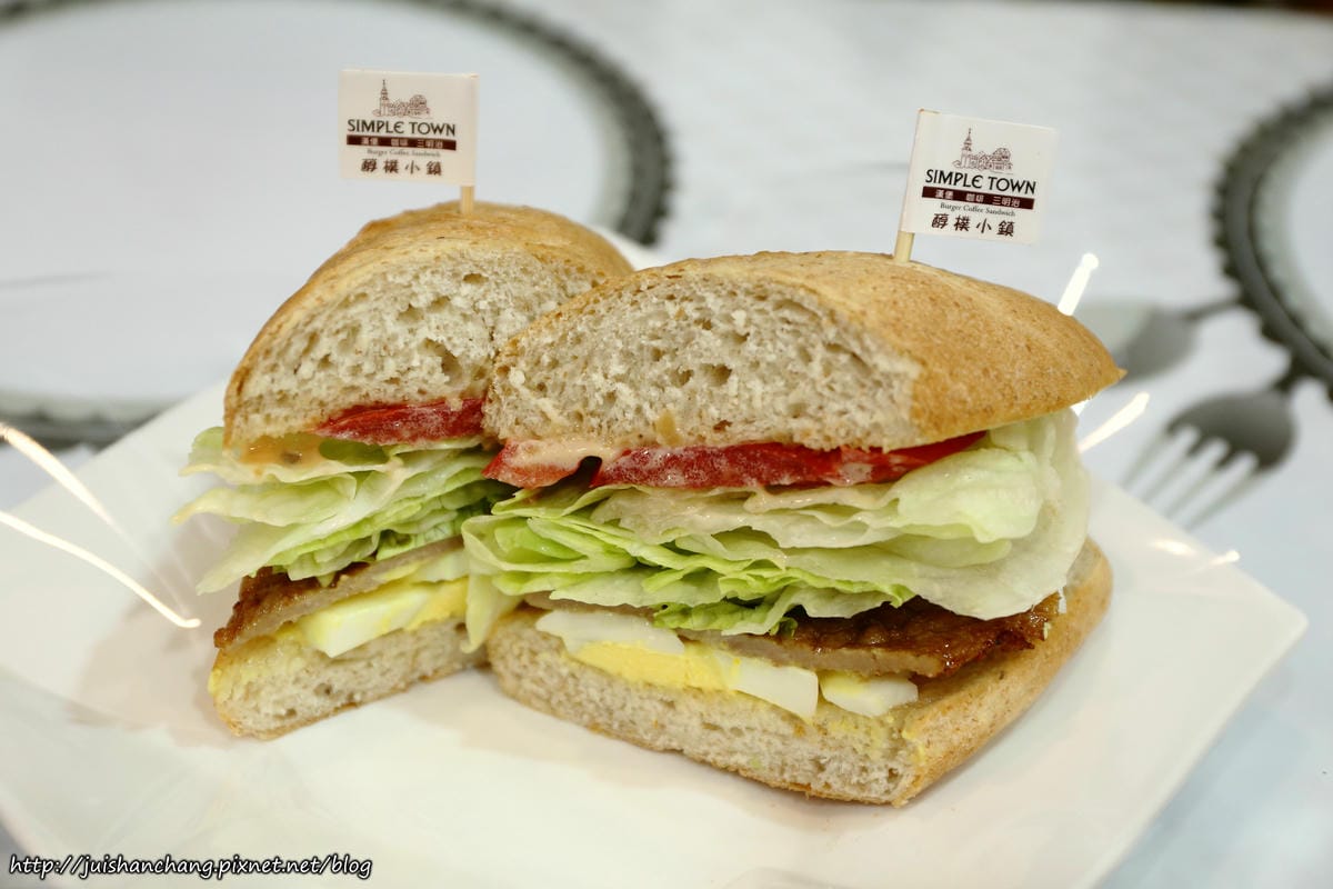 【食║新北三重】醇樸小鎮～三重超人氣早餐。多元化中西式早餐，你選擇哪一種？！　