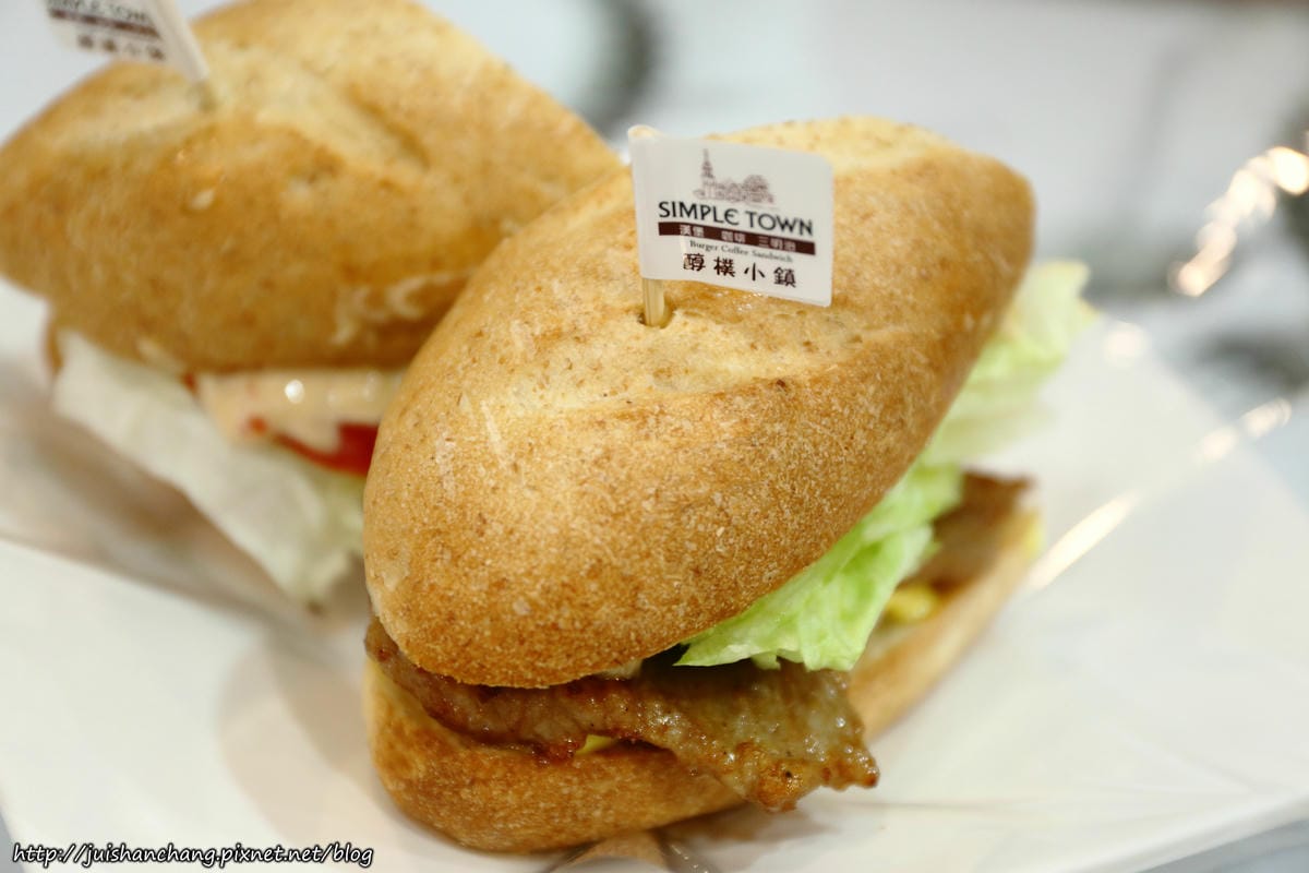 【食║新北三重】醇樸小鎮～三重超人氣早餐。多元化中西式早餐，你選擇哪一種？！　