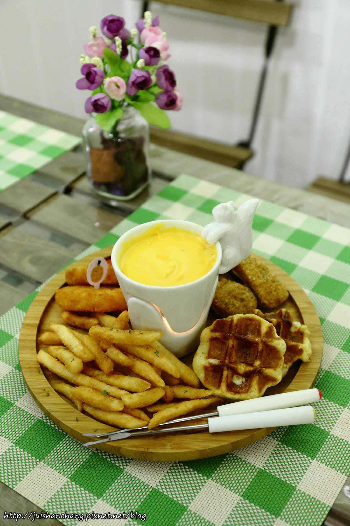【食║台北】蕾蓓蒂比利時鬆餅～現烤比利時鬆餅鹹甜口味一次滿足，鬆餅控專屬！