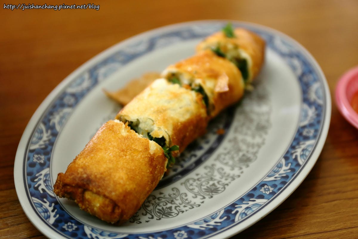 【食║宜蘭】宜蘭絕不可錯過的排隊小吃～正常鮮肉小籠湯包/巷仔內海蝦餅/30年老店檸檬愛玉/廟口紅糟魷魚