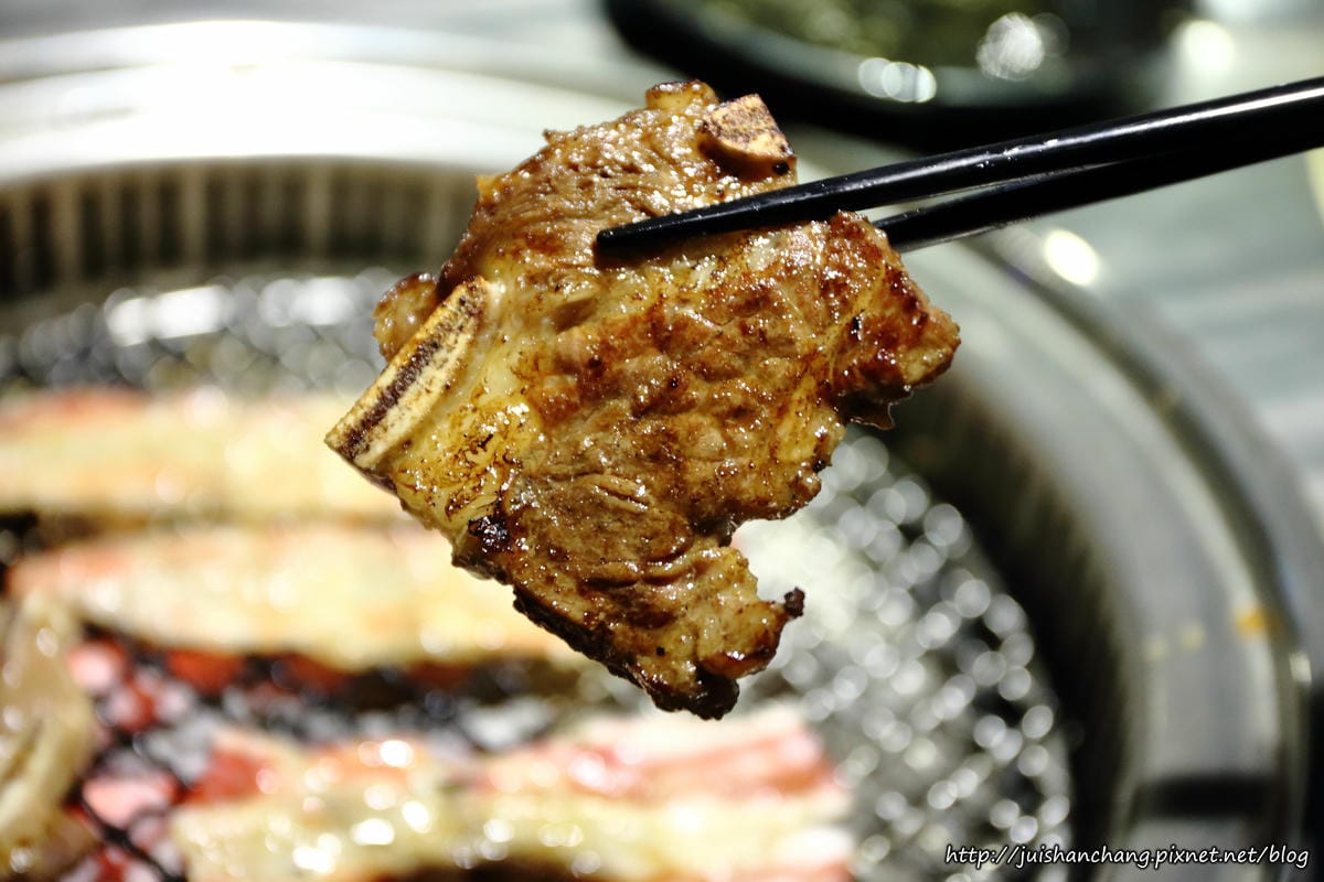 【食║台北】好客音樂燒烤～無煙海鮮炭火燒肉吃到飽。澎湖海鮮季澎派登場！