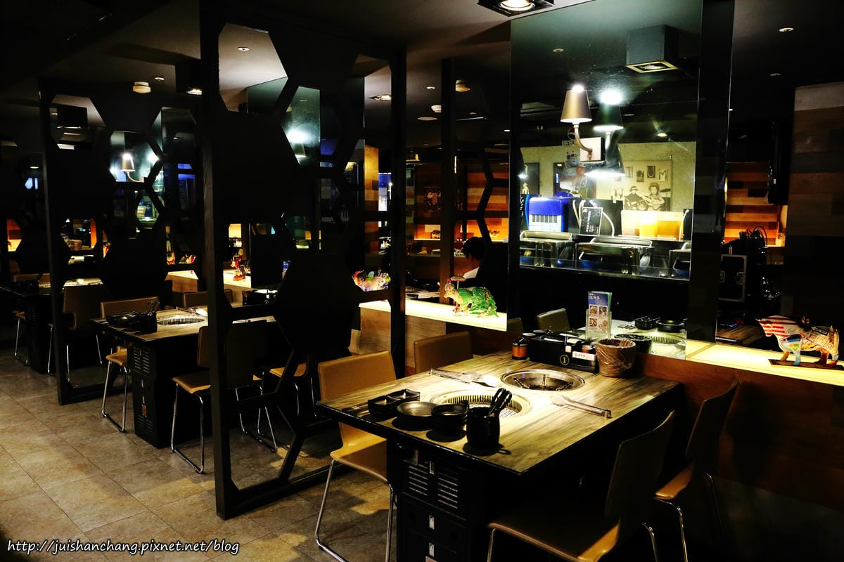 【食║台北】好客音樂燒烤～無煙海鮮炭火燒肉吃到飽。澎湖海鮮季澎派登場！