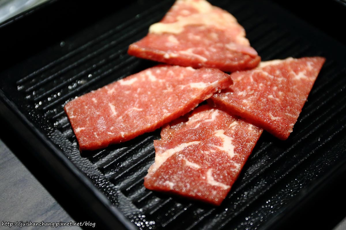 【食║台北】好客音樂燒烤～無煙海鮮炭火燒肉吃到飽。澎湖海鮮季澎派登場！