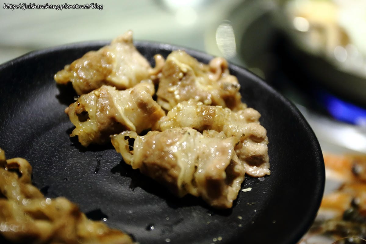 【食║台北】好客音樂燒烤～無煙海鮮炭火燒肉吃到飽。澎湖海鮮季澎派登場！