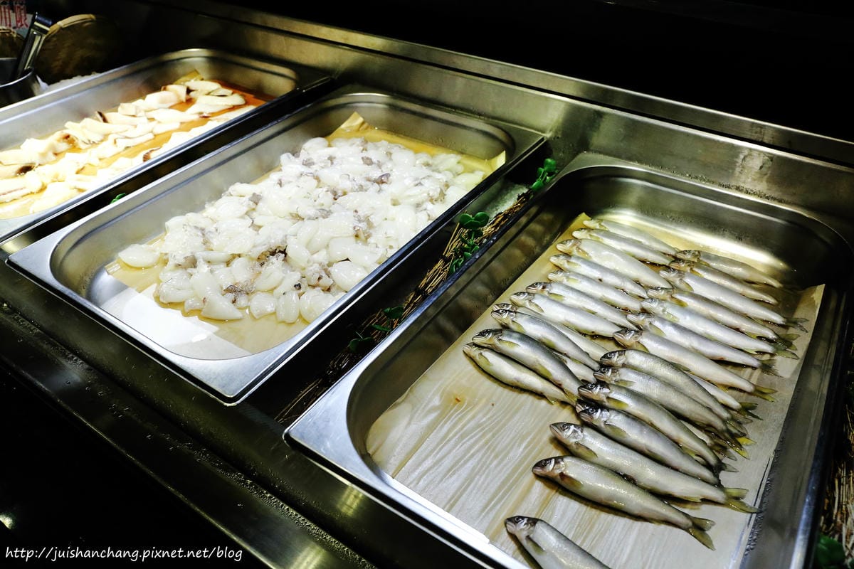 【食║台北】好客音樂燒烤～無煙海鮮炭火燒肉吃到飽。澎湖海鮮季澎派登場！