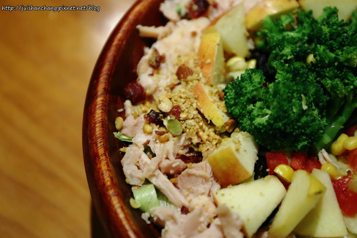 【食║台北】Route 66美式餐廳～東區宵夜漢堡、炸雞。咔啦酥脆肯塔基炸雞逼人上癮！