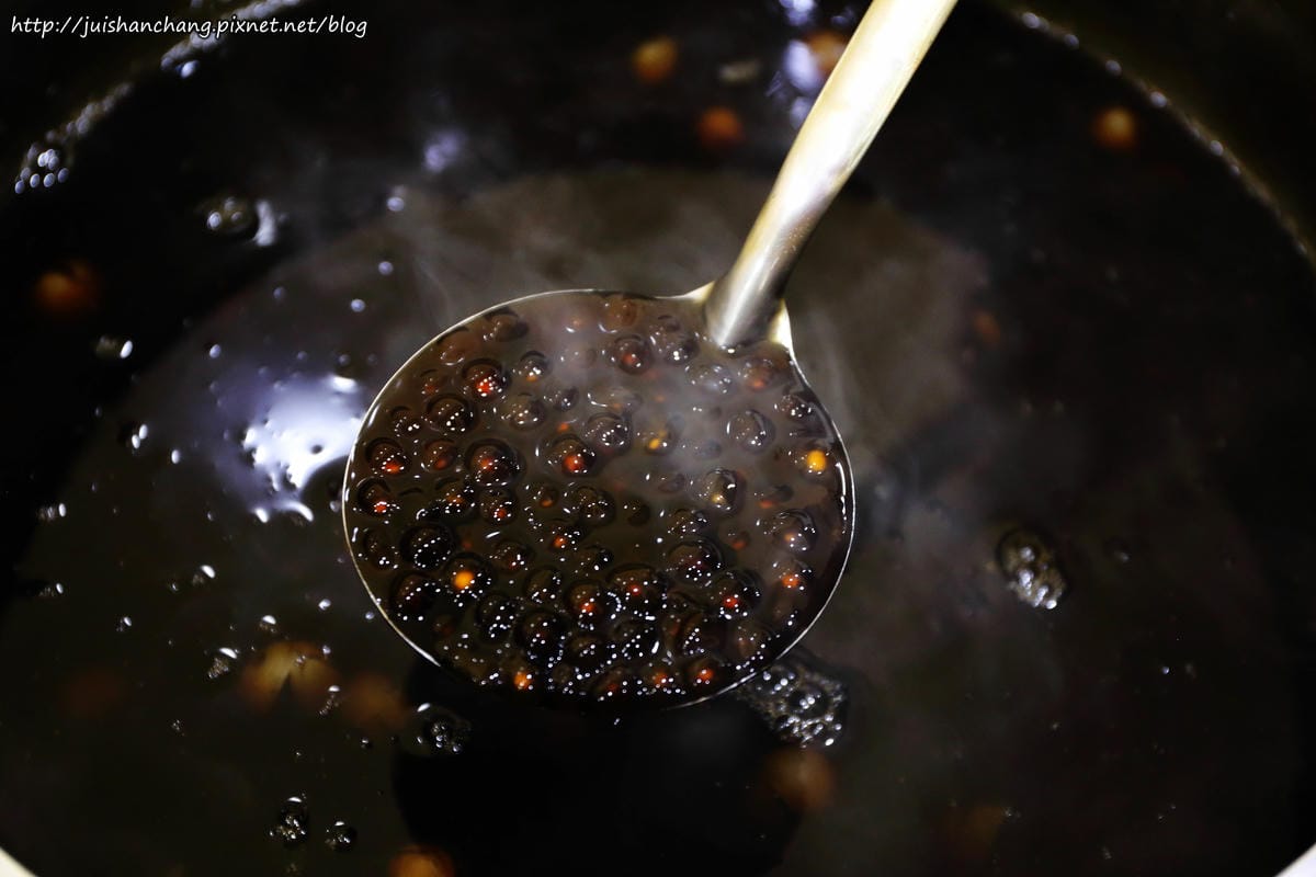 【食║宜蘭】壯圍阿國海鮮～令人意想不到藏在倉庫裡的美食，終於吃到傳說中的海鮮，果然是尚青啦！！！