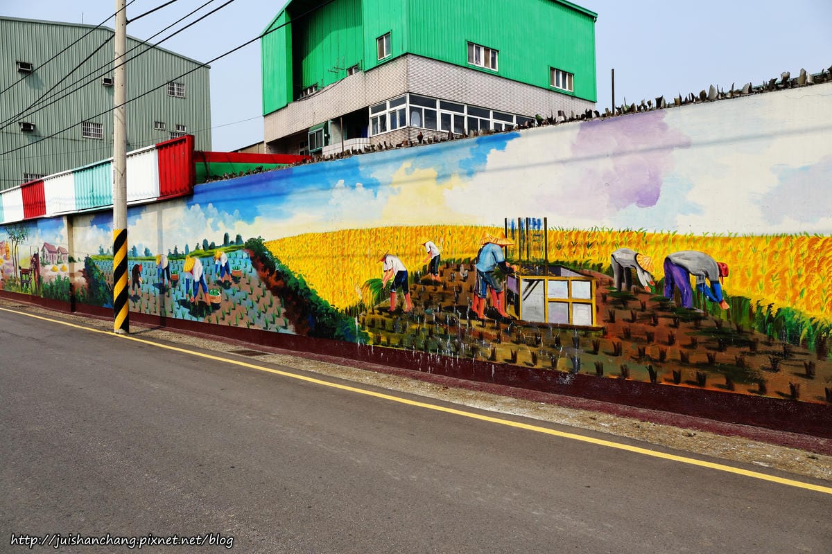 【遊║桃園蘆竹】坑口彩繪村～我也牽過牛！彷彿看到一張張60年代農村老照片，浮現童年回憶
