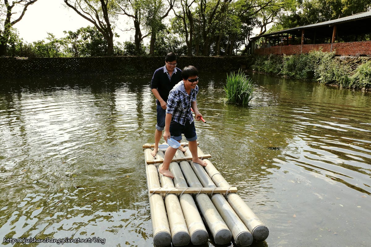 【遊║宜蘭】廣興農場。鴨母寮豬哥窟～撩起褲管，摸蜆兼洗褲，一起下鄉趣吧！