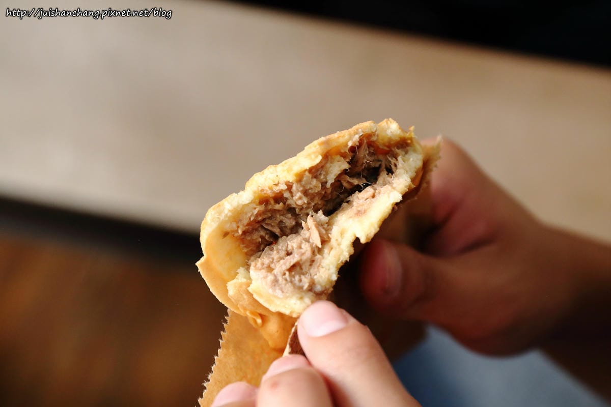 【食║台中南區】漁屋鯛魚燒～酥甜好吃的鯛魚燒，不用飛日本！從頭到尾都能吃到餡料！(已歇業)