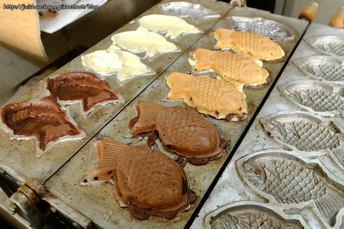 【食║台中南區】漁屋鯛魚燒～酥甜好吃的鯛魚燒，不用飛日本！從頭到尾都能吃到餡料！(已歇業)