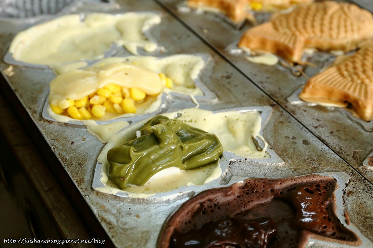 【食║台中南區】漁屋鯛魚燒～酥甜好吃的鯛魚燒，不用飛日本！從頭到尾都能吃到餡料！(已歇業)