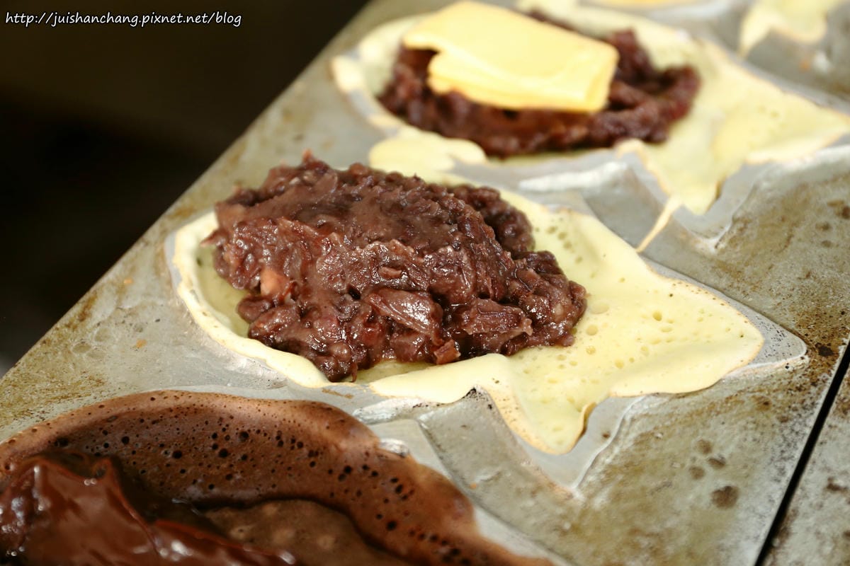 【食║台中南區】漁屋鯛魚燒～酥甜好吃的鯛魚燒，不用飛日本！從頭到尾都能吃到餡料！(已歇業)
