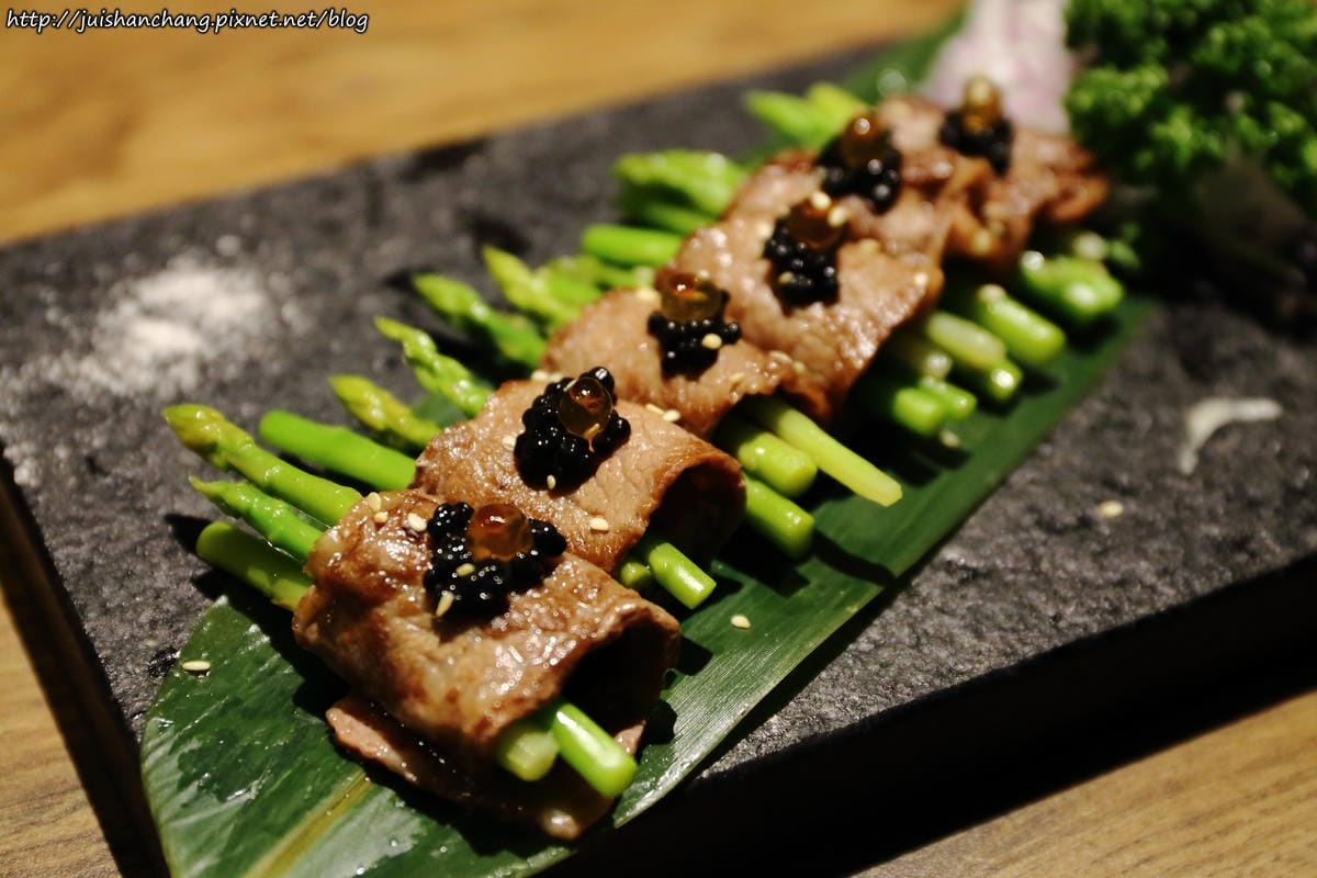 【食║台北】武邁-居食塢～日式居酒屋。客製化菜單。隱藏版菜色教人驚喜！
