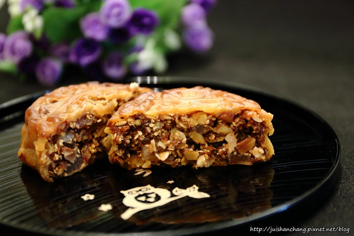 【團購宅配║台北】君城本家～中秋禮讚。月餅禮盒、鳳梨酥禮盒，老店獎不完送禮有面子！