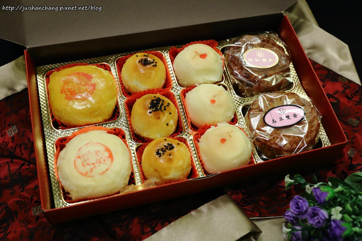 【團購宅配║台北】君城本家～中秋禮讚。月餅禮盒、鳳梨酥禮盒，老店獎不完送禮有面子！