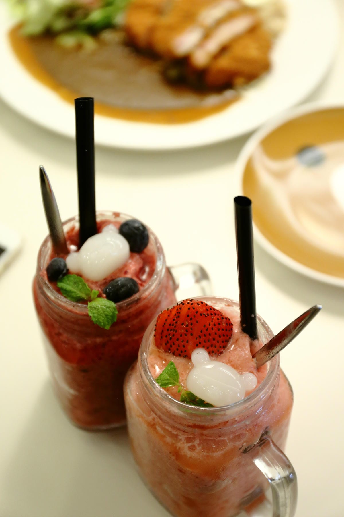 【食║台北】Rilakkuma Café拉拉熊主題餐廳～可愛爆表！幸福療癒的拉拉熊伴你左右！打上千通電話也一定要吃它！（歡迎分享，文末留言抽拉拉熊杯墊Rilakkuma Café限定版本）