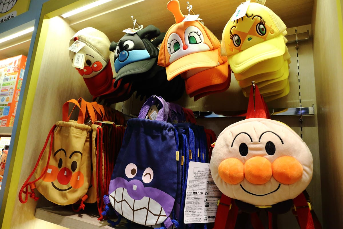 【台北║新光三越信義新天地A8】第一個《麵包超人》主題專賣店。搶先看！（歡迎分享，按讚分享抽麵包超人蛋糕盤+手帕）