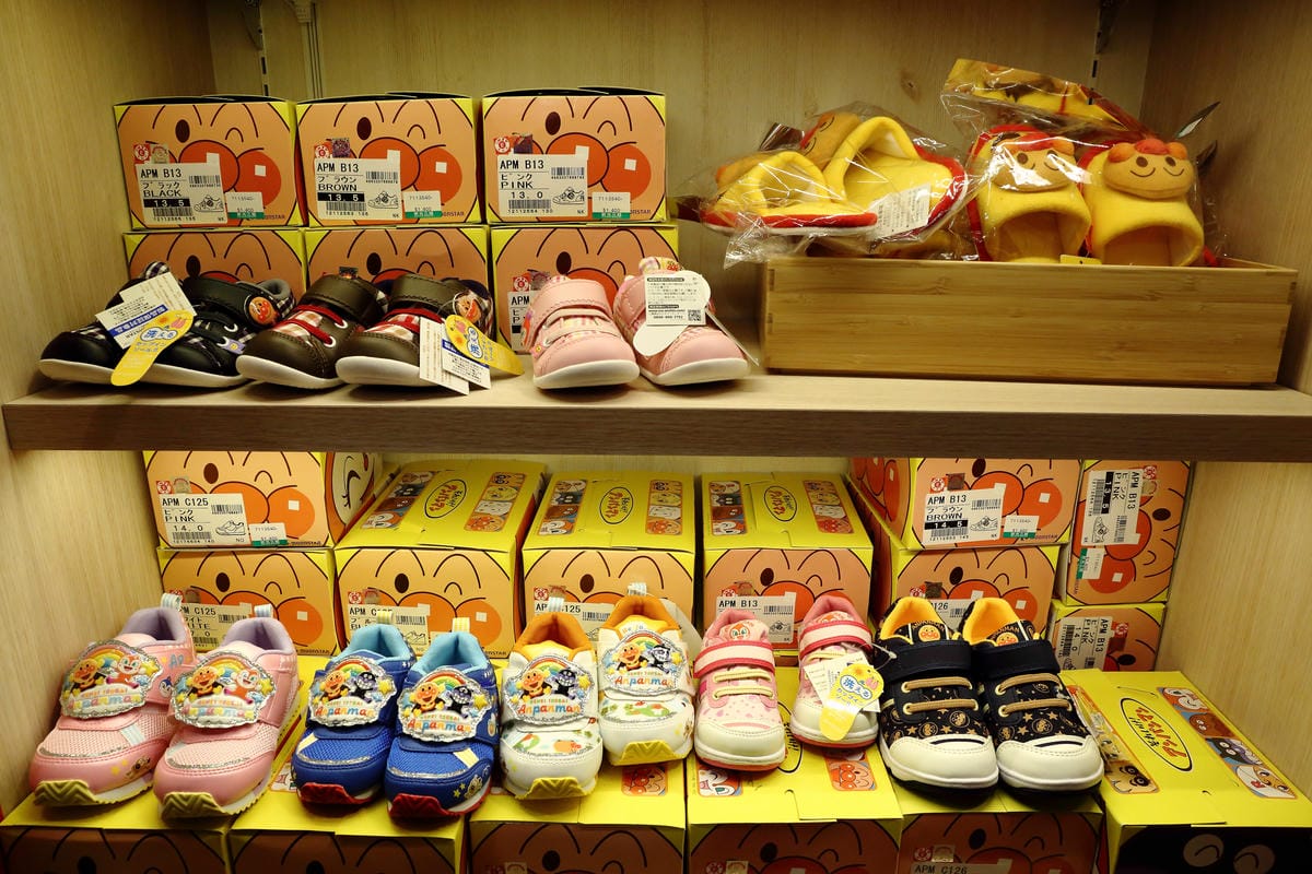 【台北║新光三越信義新天地A8】第一個《麵包超人》主題專賣店。搶先看！（歡迎分享，按讚分享抽麵包超人蛋糕盤+手帕）