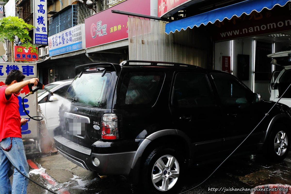 【分享║汽車百貨】葛萊美汽車美容～陶瓷封體鍍膜，車子亮晶晶，全台灣帥氣蹓達去！