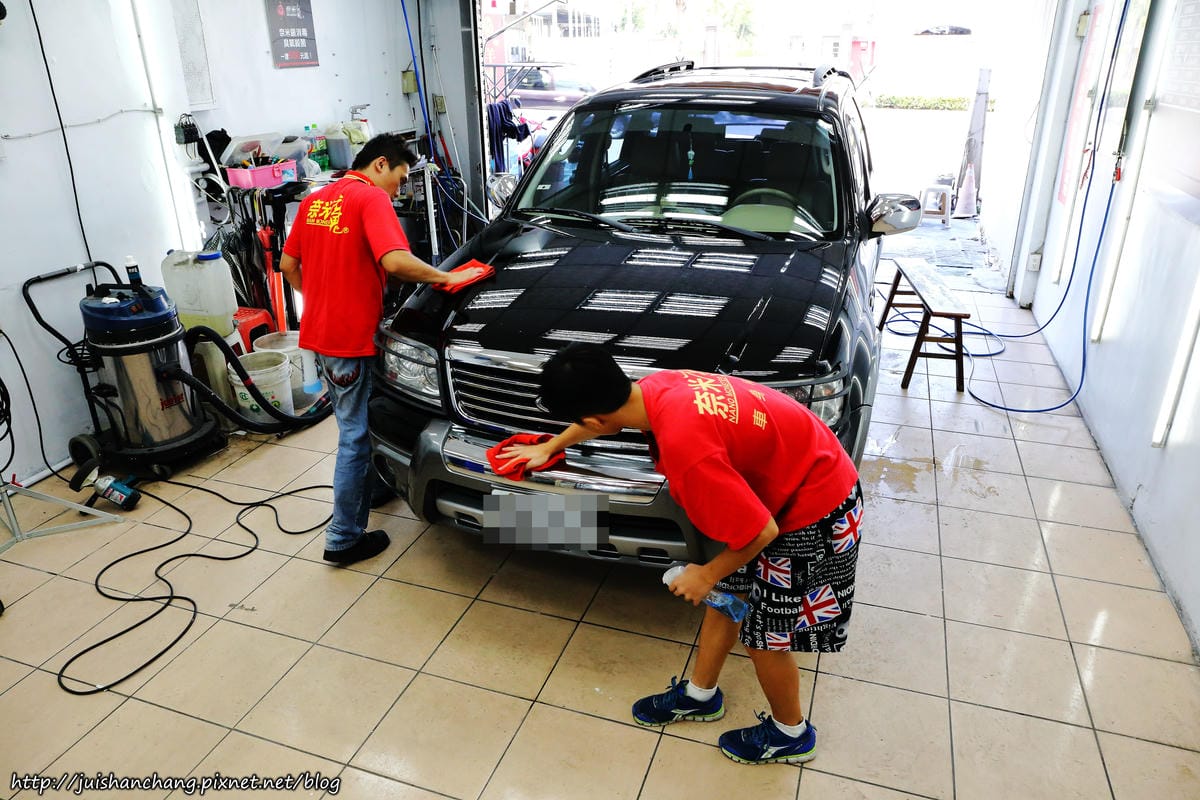 【分享║汽車百貨】葛萊美汽車美容～陶瓷封體鍍膜，車子亮晶晶，全台灣帥氣蹓達去！