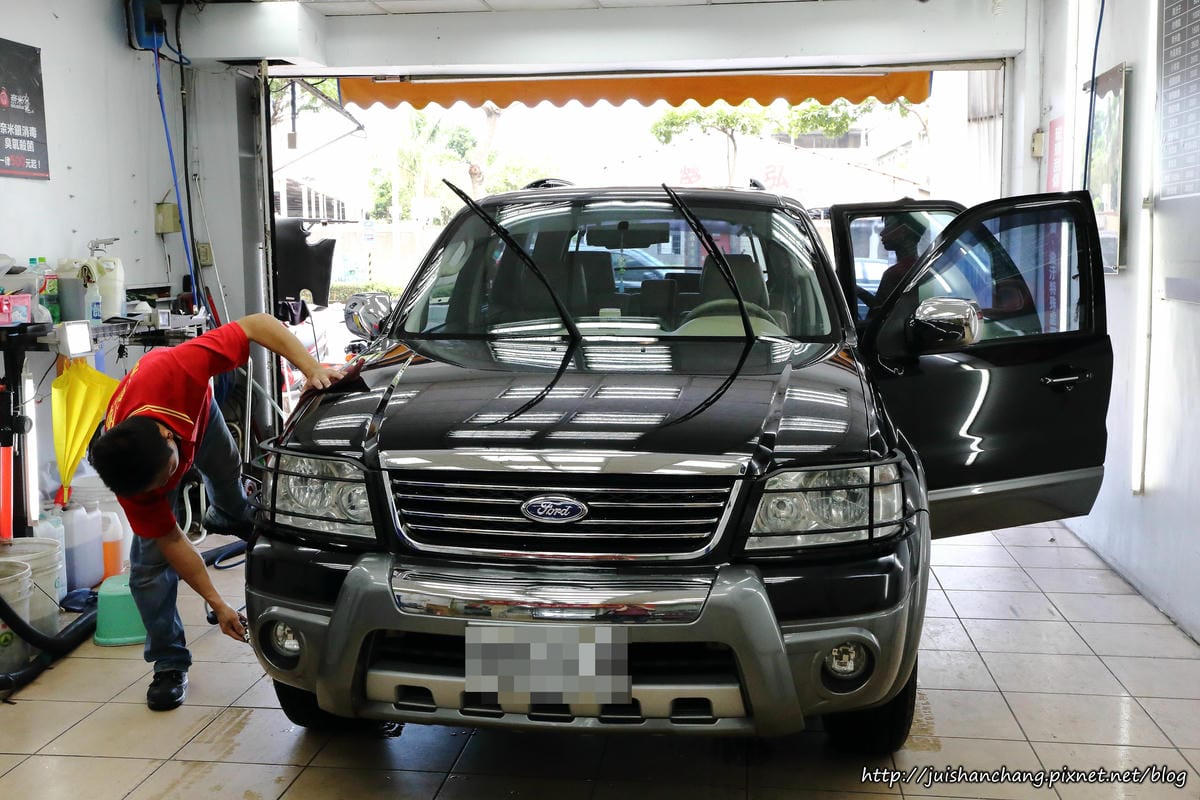 【分享║汽車百貨】葛萊美汽車美容～陶瓷封體鍍膜，車子亮晶晶，全台灣帥氣蹓達去！