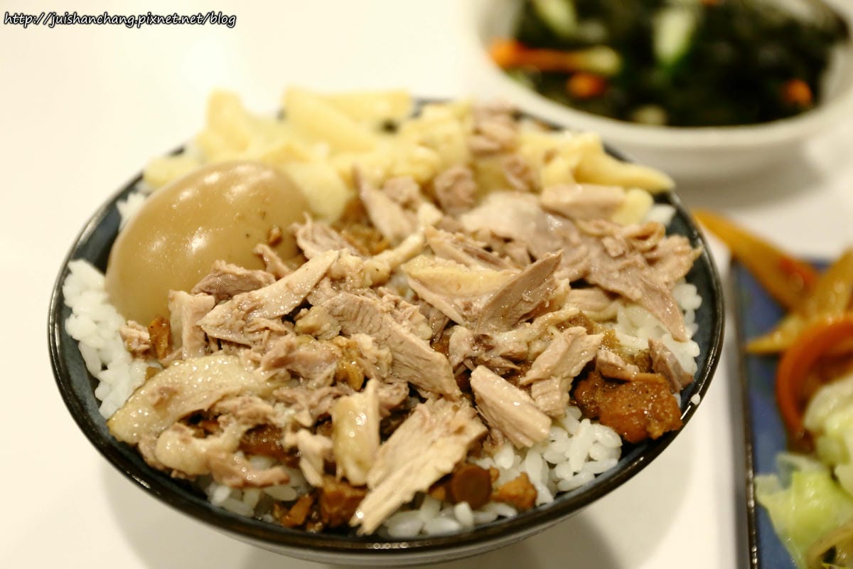 【食║永和】鴨魯飯～香滷鴨肉飯軟嫩吃不膩，吃在嘴裡，香在腦裡！(已歇業)