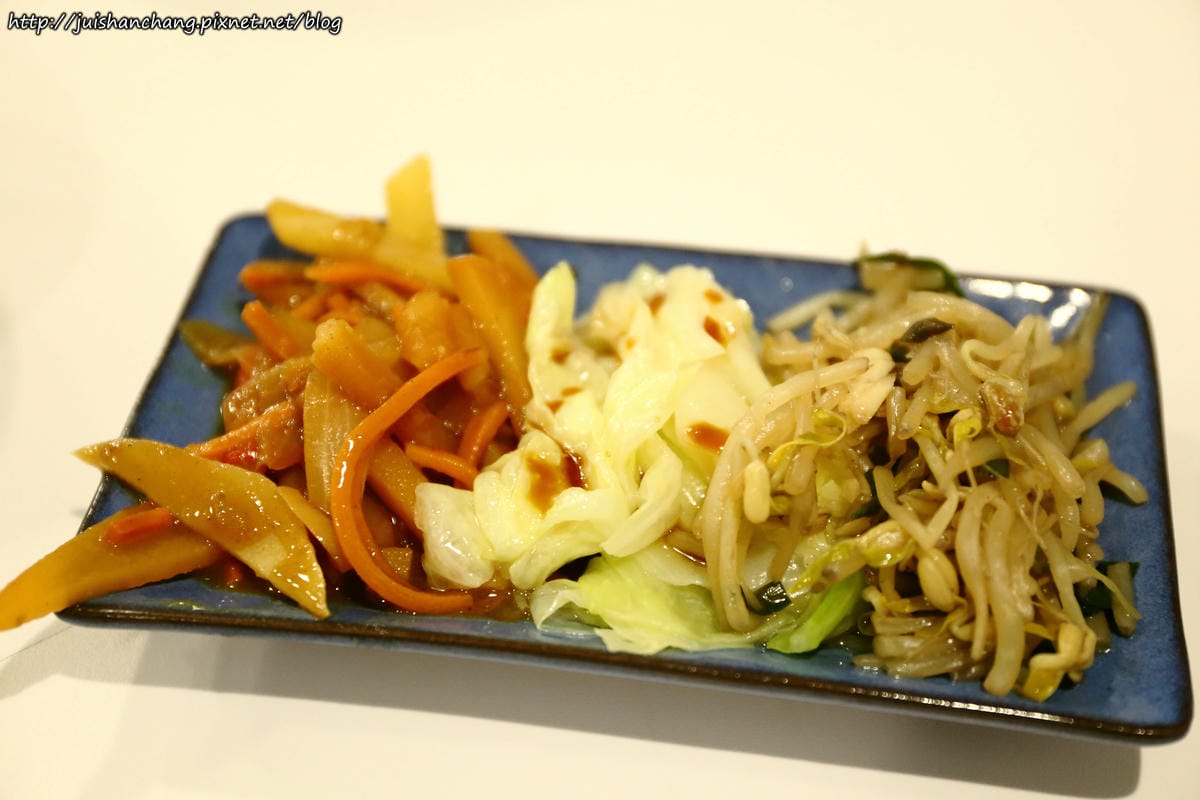 【食║永和】鴨魯飯～香滷鴨肉飯軟嫩吃不膩，吃在嘴裡，香在腦裡！(已歇業)